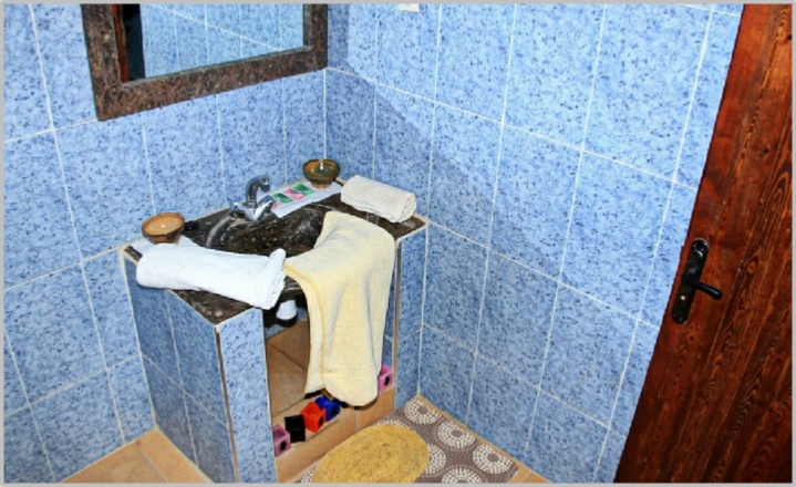 Maison Adrar Merzouga accommodation and local setting